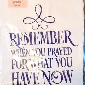 Remember pray T-shirt